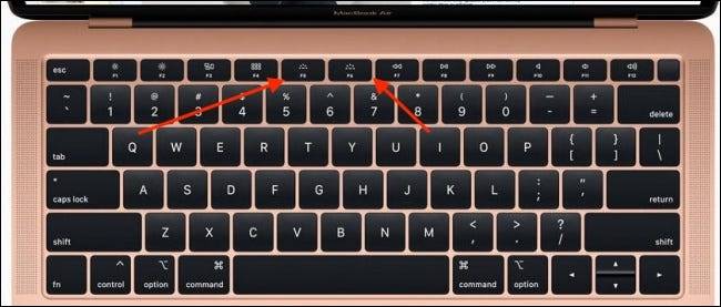 如何在MacBook Air上调整键盘亮度