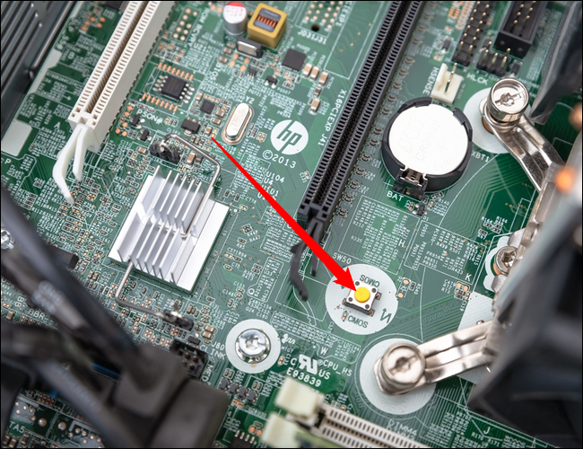 如何清除计算机的 CMOS 以重置 BIOS 设置